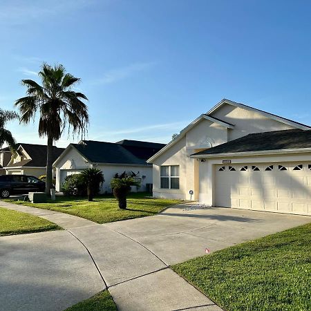 Private Pool With A Beautiful View Overlooking The Lake! Near Disney - Universal Kissimmee Esterno foto