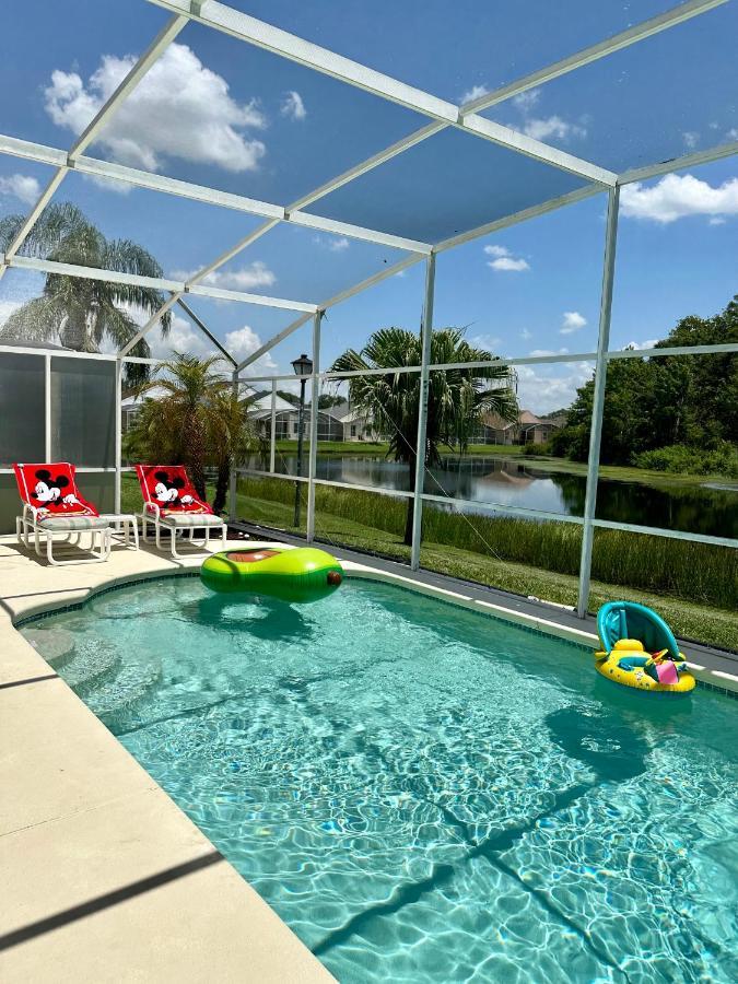 Private Pool With A Beautiful View Overlooking The Lake! Near Disney - Universal Kissimmee Esterno foto