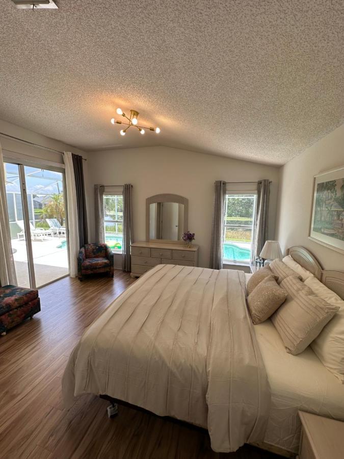 Private Pool With A Beautiful View Overlooking The Lake! Near Disney - Universal Kissimmee Esterno foto