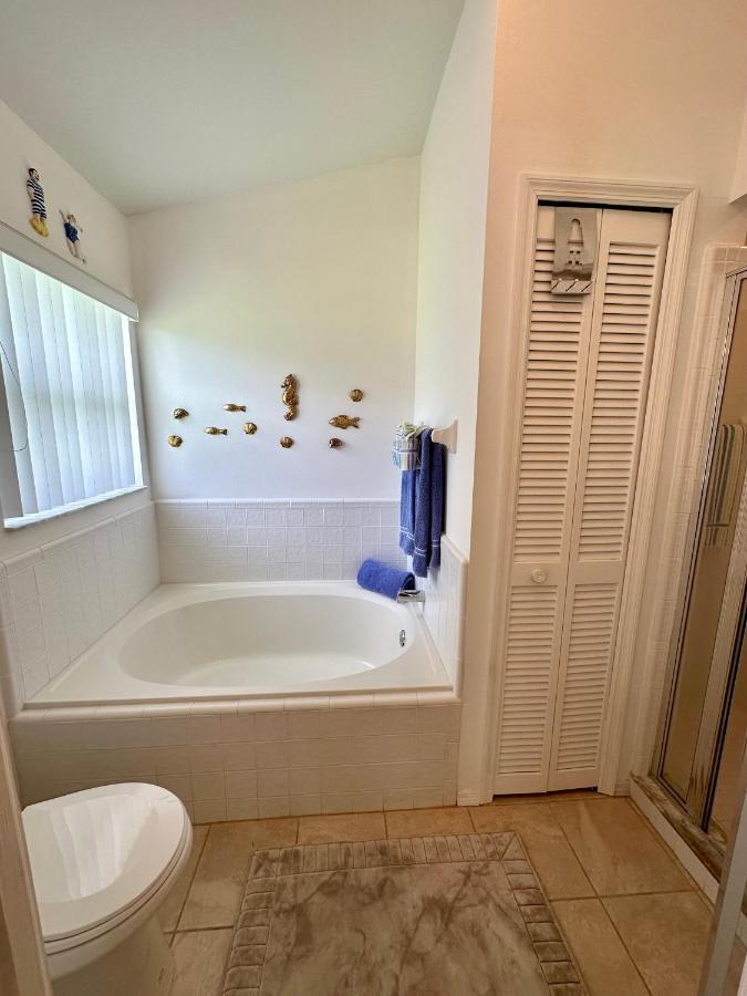 Private Pool With A Beautiful View Overlooking The Lake! Near Disney - Universal Kissimmee Esterno foto
