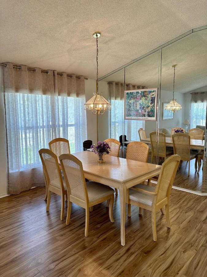 Private Pool With A Beautiful View Overlooking The Lake! Near Disney - Universal Kissimmee Esterno foto