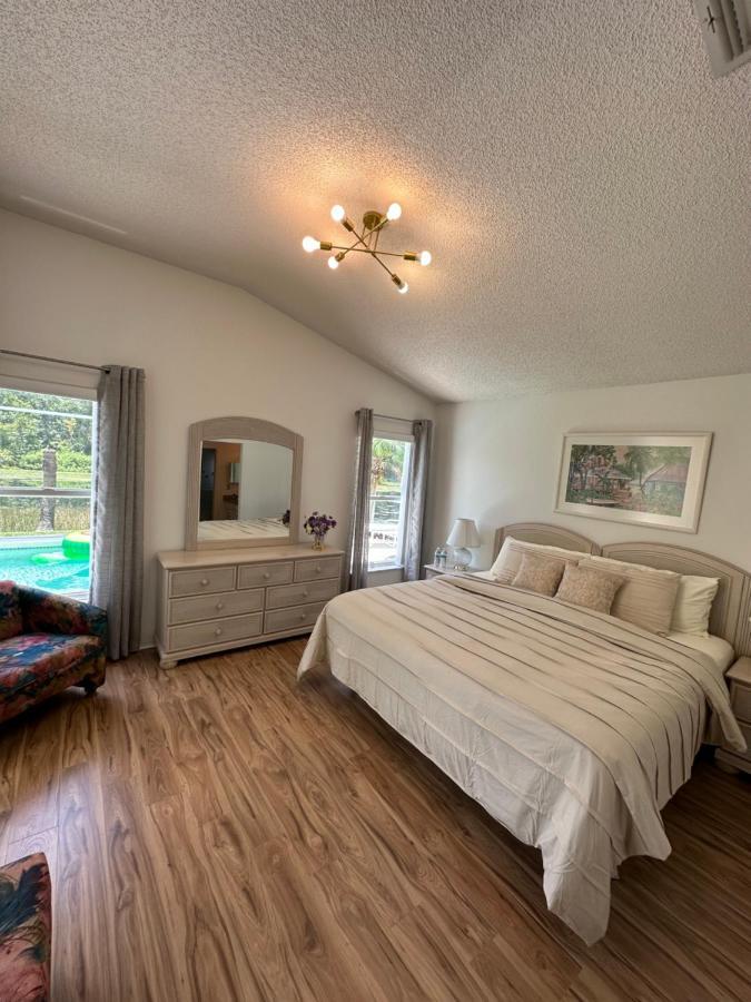 Private Pool With A Beautiful View Overlooking The Lake! Near Disney - Universal Kissimmee Esterno foto