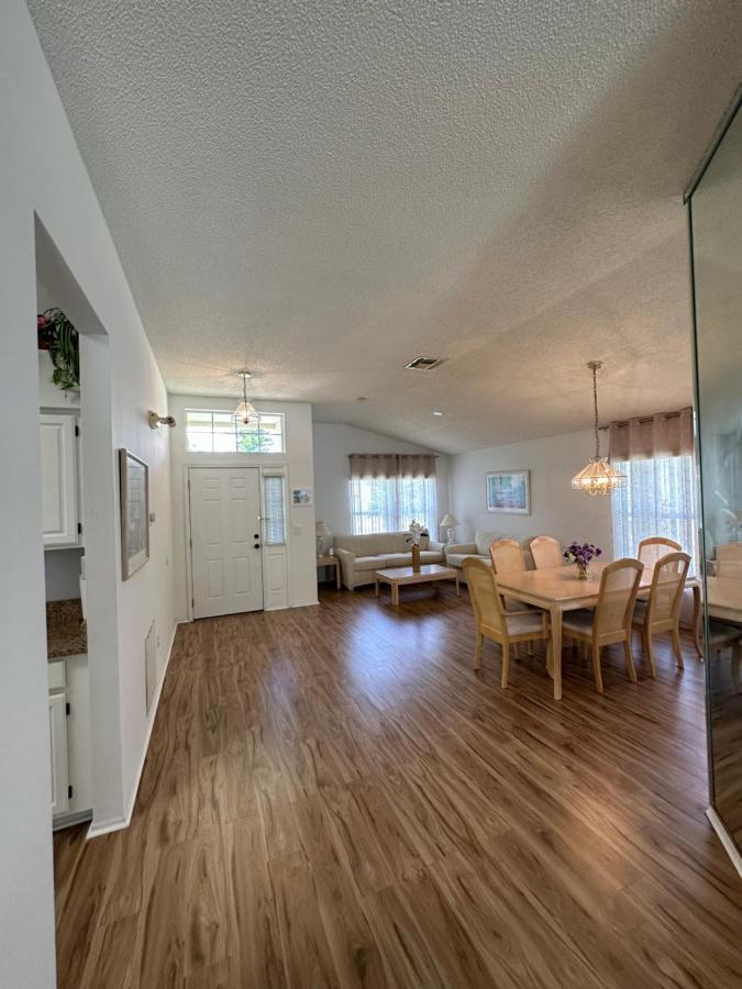 Private Pool With A Beautiful View Overlooking The Lake! Near Disney - Universal Kissimmee Esterno foto