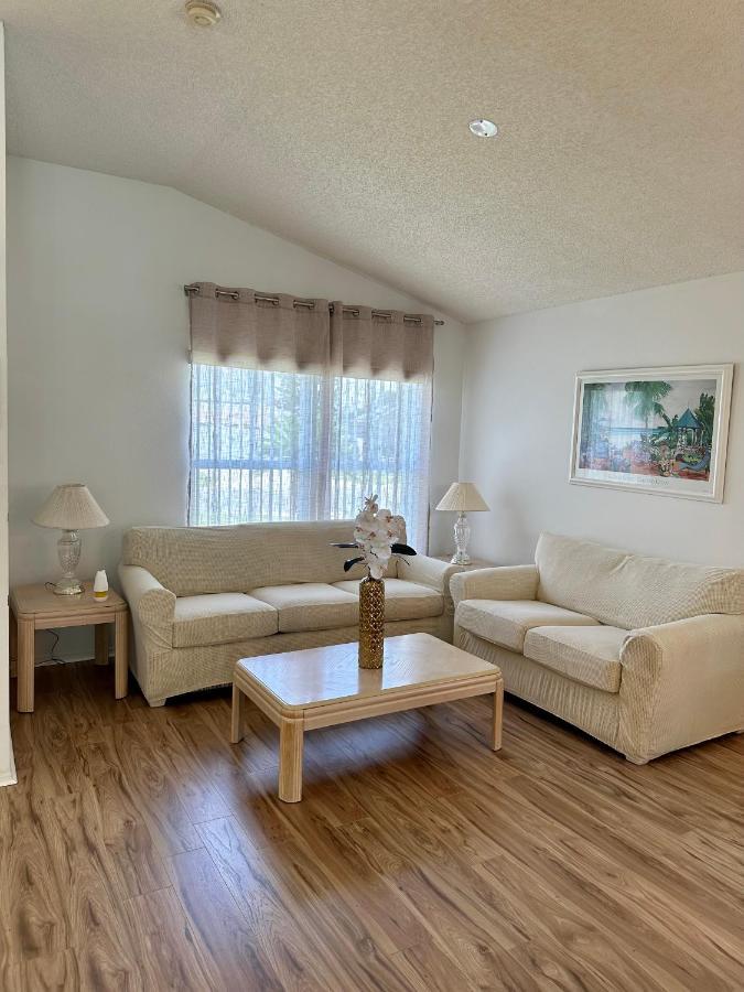 Private Pool With A Beautiful View Overlooking The Lake! Near Disney - Universal Kissimmee Esterno foto